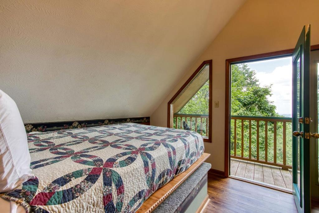 Serenity Heights, Amazing Views, Hot Tub Pool Access, 1089 Free Tickets Each Paid Day, Dollywood Gatlinburg Εξωτερικό φωτογραφία