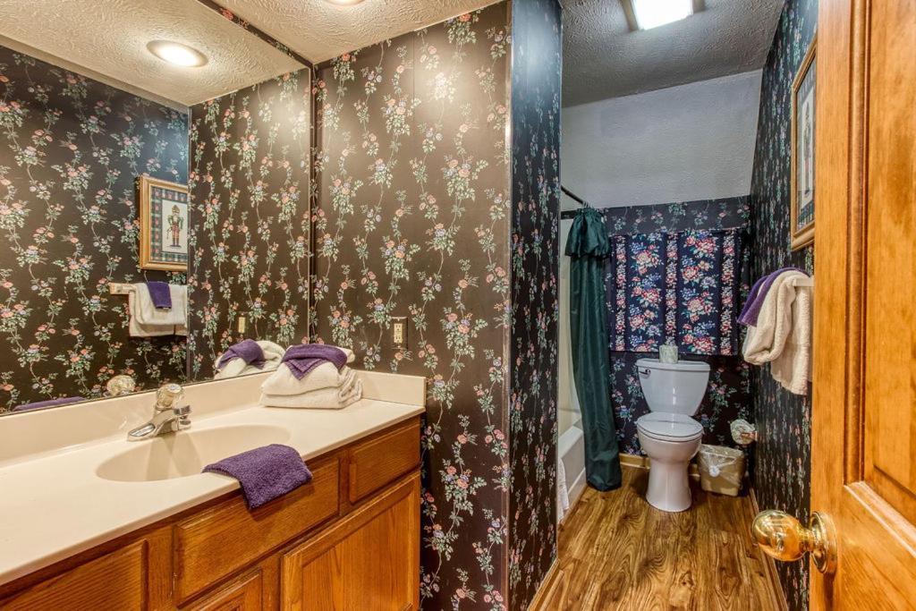 Serenity Heights, Amazing Views, Hot Tub Pool Access, 1089 Free Tickets Each Paid Day, Dollywood Gatlinburg Εξωτερικό φωτογραφία