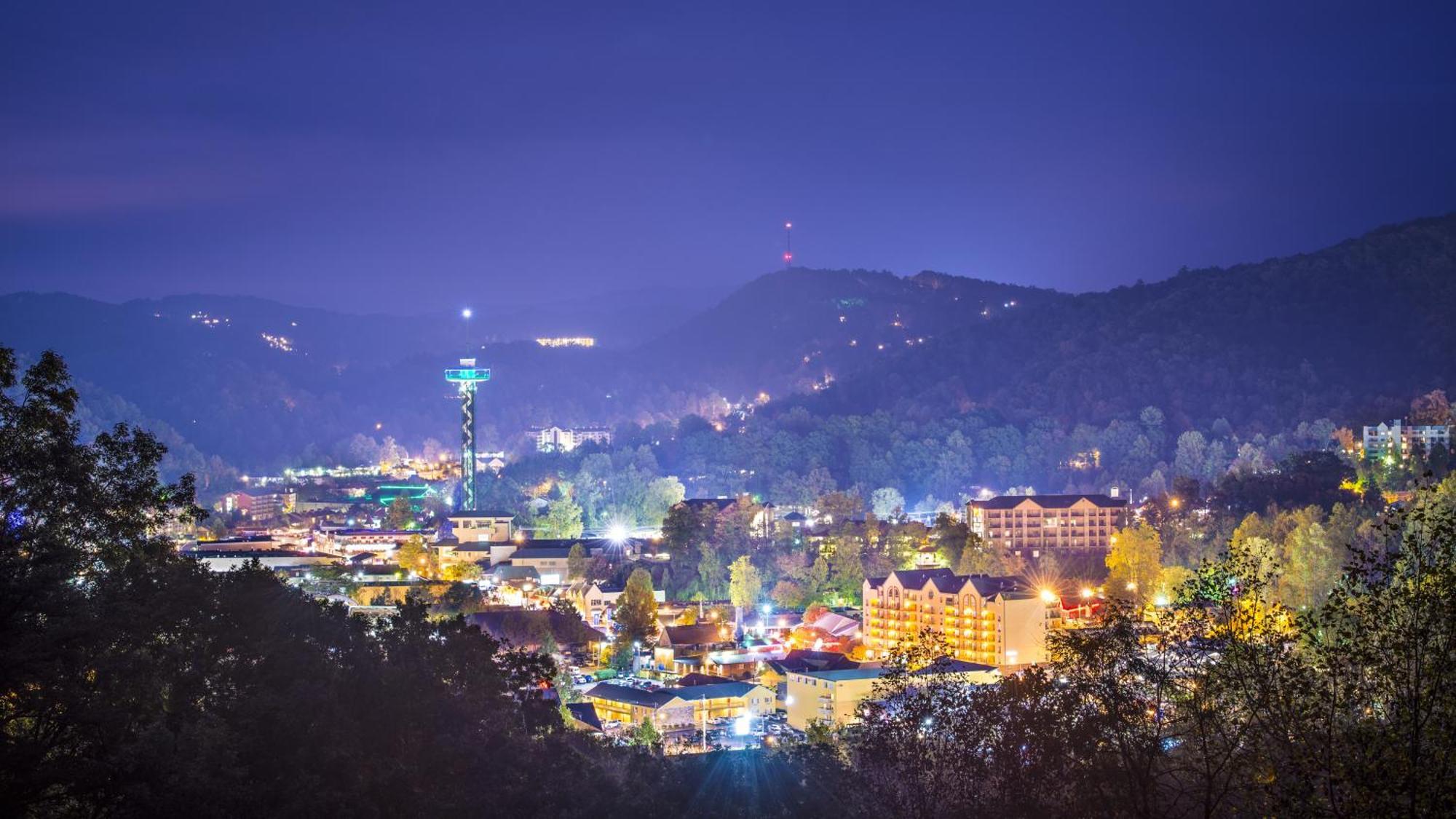 Serenity Heights, Amazing Views, Hot Tub Pool Access, 1089 Free Tickets Each Paid Day, Dollywood Gatlinburg Εξωτερικό φωτογραφία