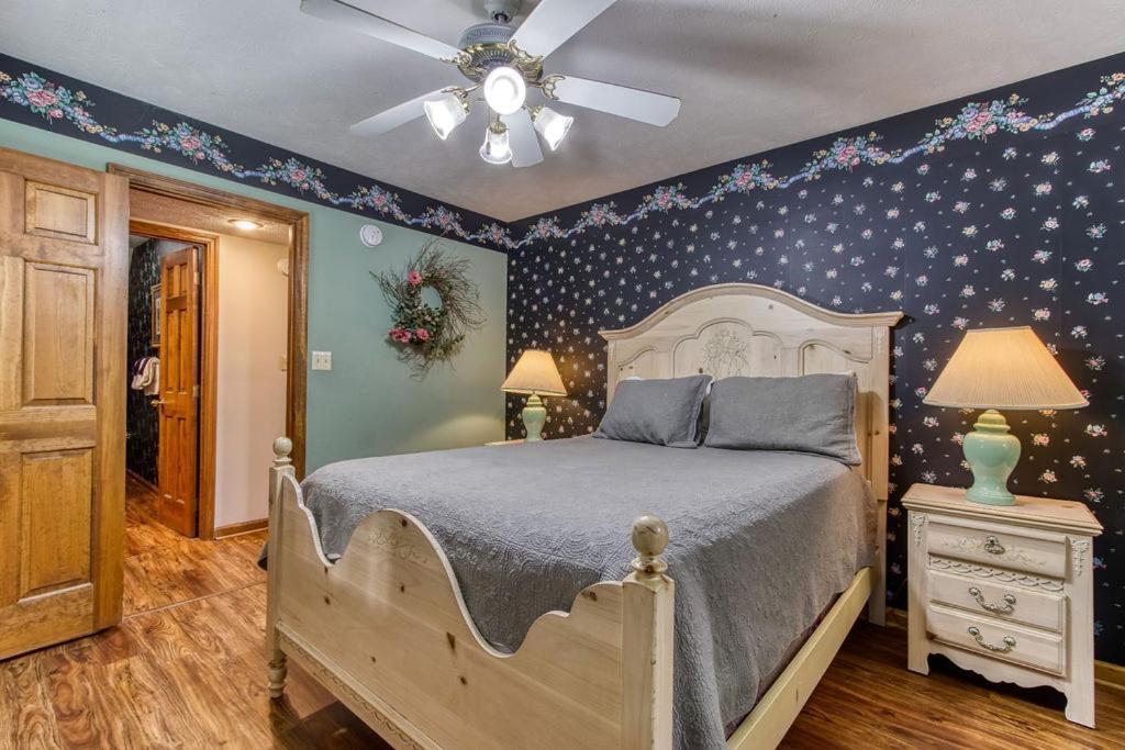 Serenity Heights, Amazing Views, Hot Tub Pool Access, 1089 Free Tickets Each Paid Day, Dollywood Gatlinburg Εξωτερικό φωτογραφία